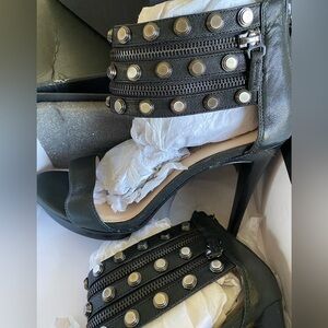 BNIB Pelle Moda women’s heels size 7.5 and 8 available in black NAPPA